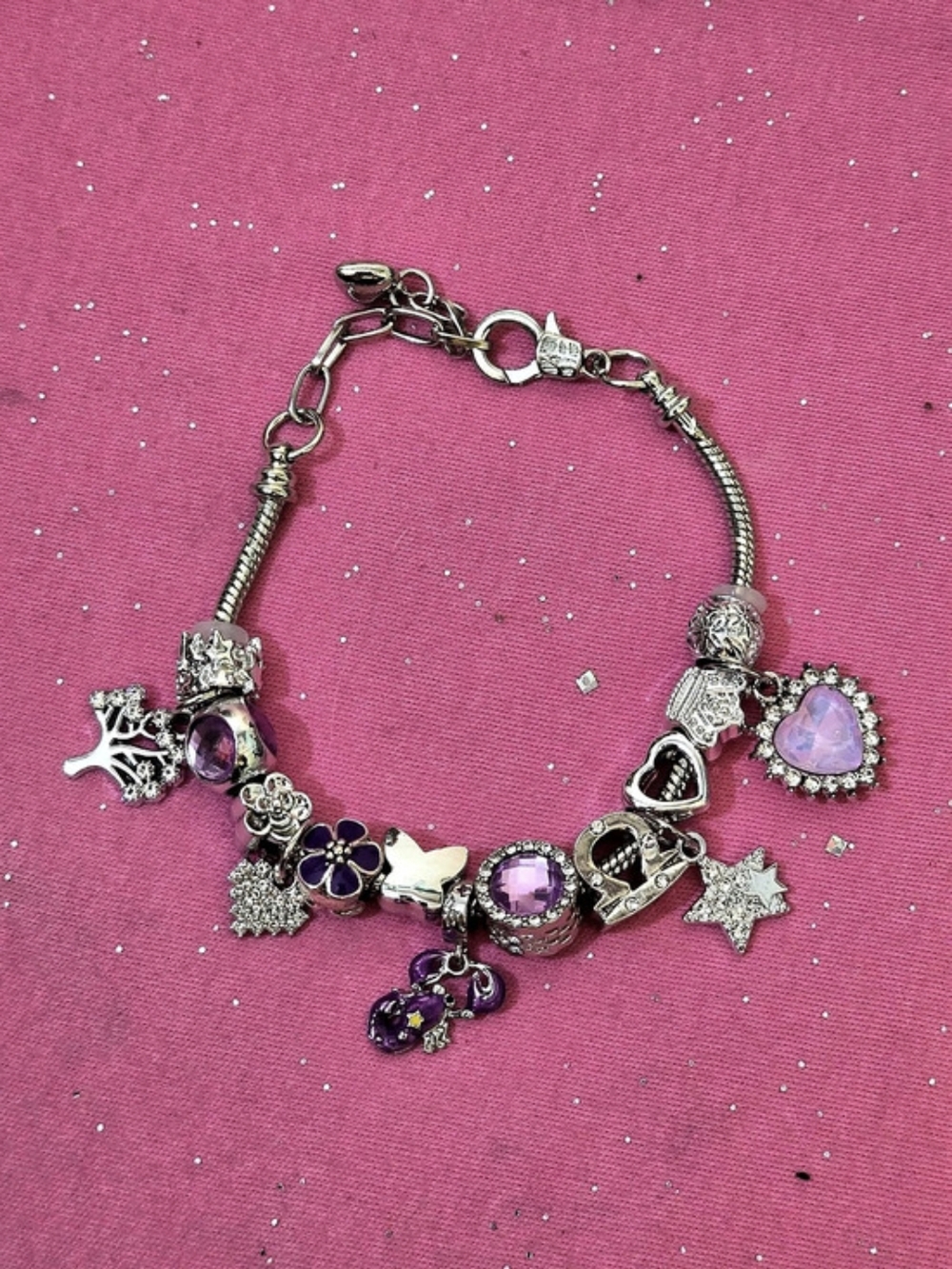 Silver Tone Cable Chain Charm Bracelet  w/ Hearts, Star, Tree of Life & Scorpion